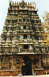 Tiruvalanchuzhi Temple