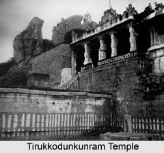 Tirukkodunkunram Temple, Piranmalai near Tirupattur, Chaturvedimangalam, Tamil Nadu